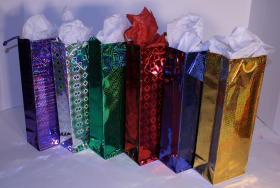 GIFT BAG HOLOGRAM - GREEN - BOTTLE- 15"x5"x4". image