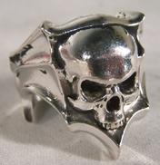SILVER BIKER RING SKULL SHIELD