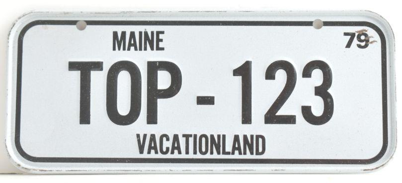 Vintage 1979 Stamped Lettering All Metal Bicycle Tag Maine image