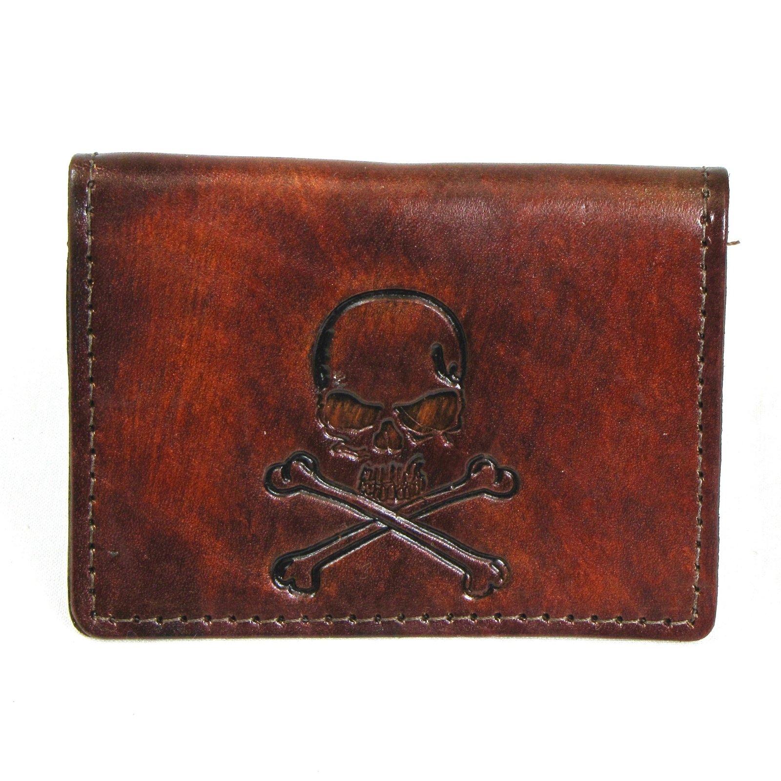 AC303-06 Antique Finish Card Case - Skull Crossbones image