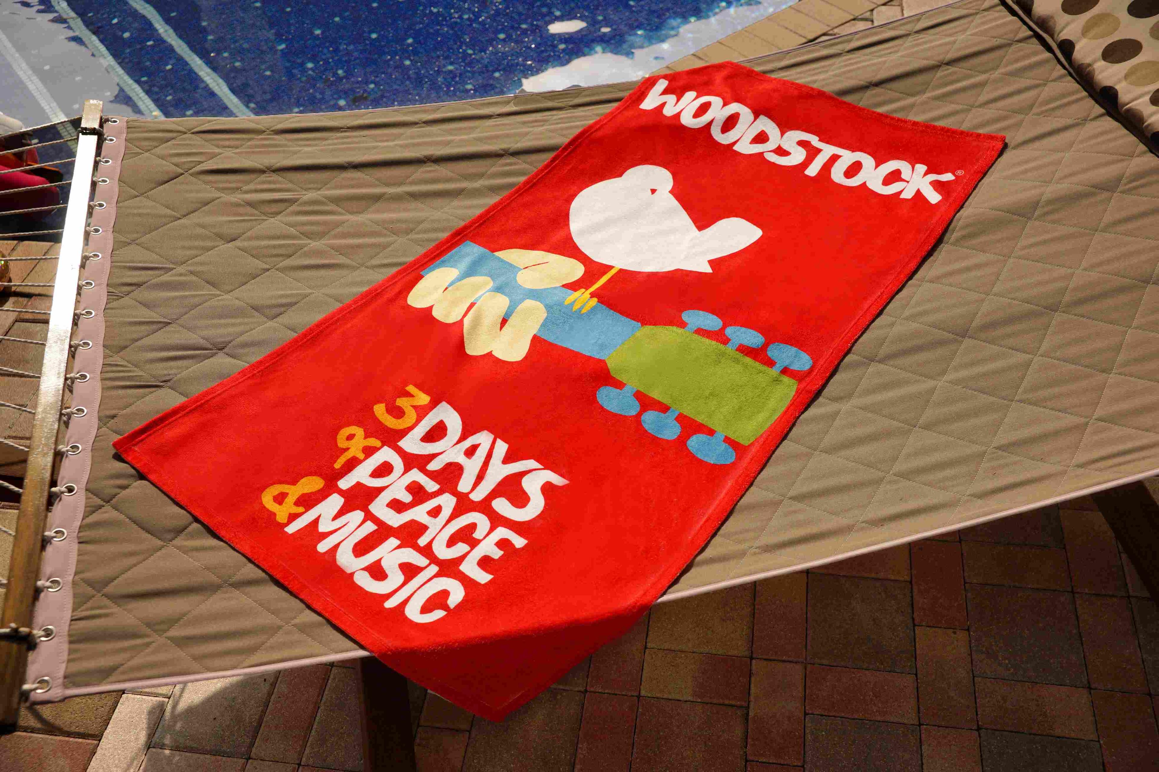 WD 1969 Poster Towel