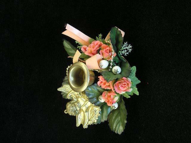 Brass Taper Candle Ring with Rosebuds, Cream, Everyday and Christmas Decoration (lot of 24) Clearance - 47387 peach image