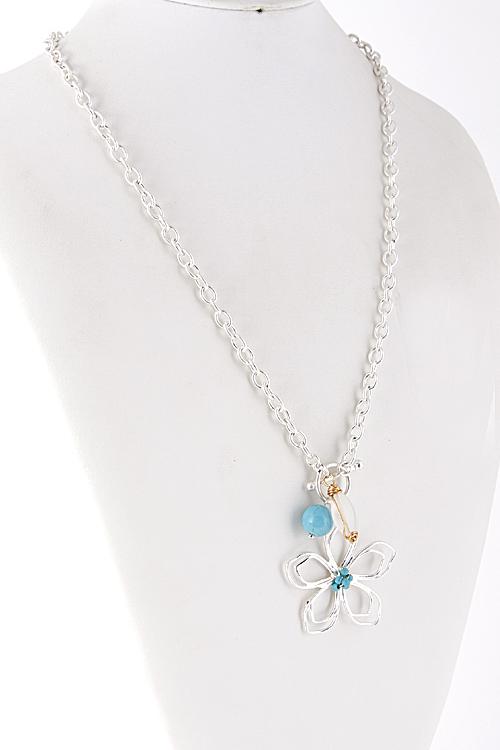 Flower Bead Detailed Pendant Chain Necklace 5ECA1 image
