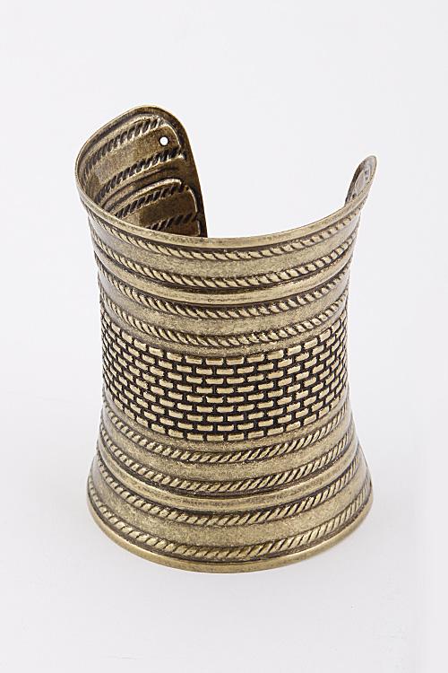 Etched Open Cuff Bracelet 6ACG6 image