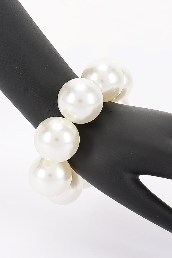 Large Pearl Stretch Bracelet image