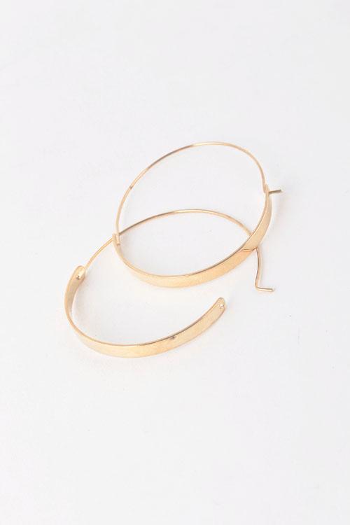 Half Skinny Curved Bar Hoop Earring 5DAC6 image
