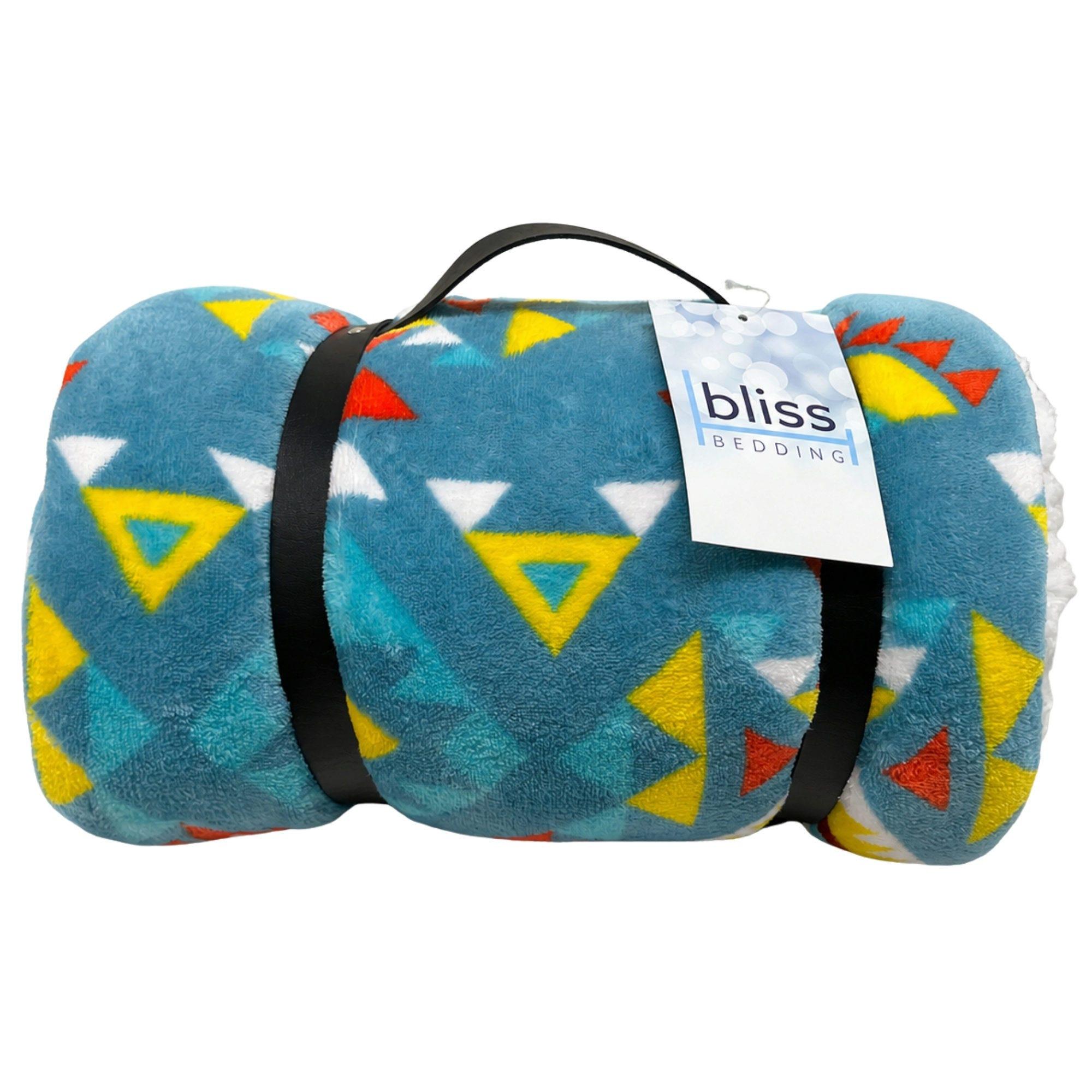Bliss 50" x 60" Cozy Sherpa Throw Blanket in Aztec Inspired Design image