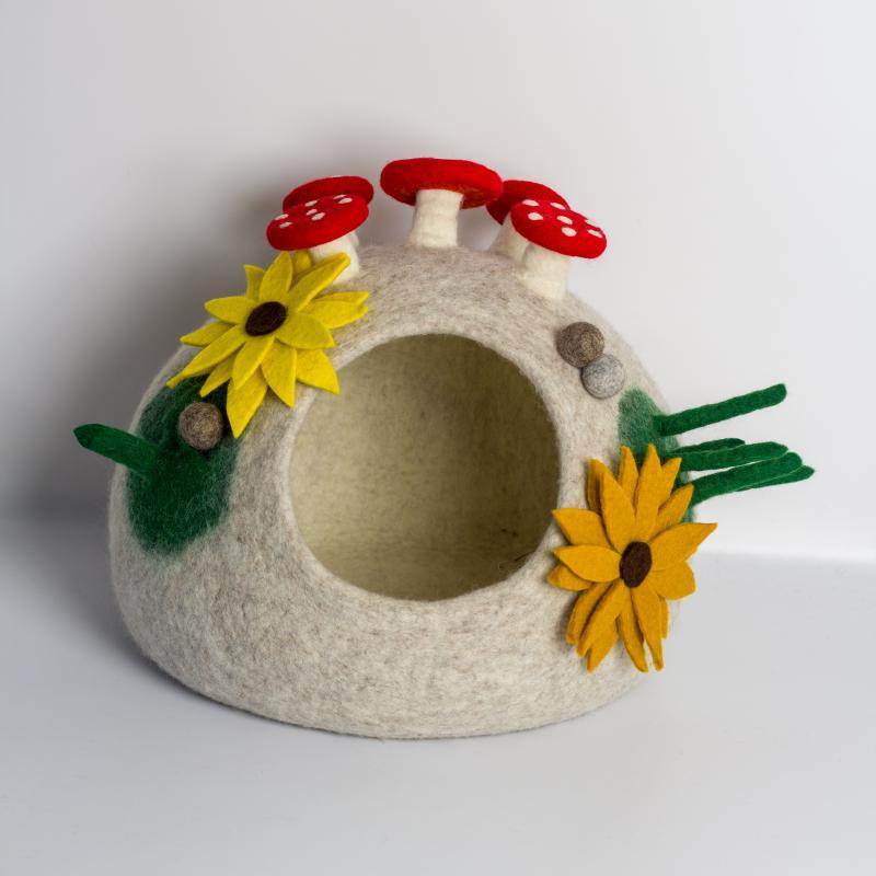 Felt Cat Cave Mushroom CC13 / LH03 image