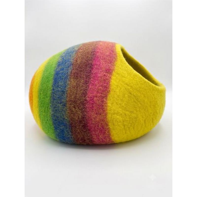 Felt Rainbow Cat Cave LH09 image