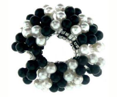 72 Wholesale Black And White Acrylic Beaded Scrunchie image