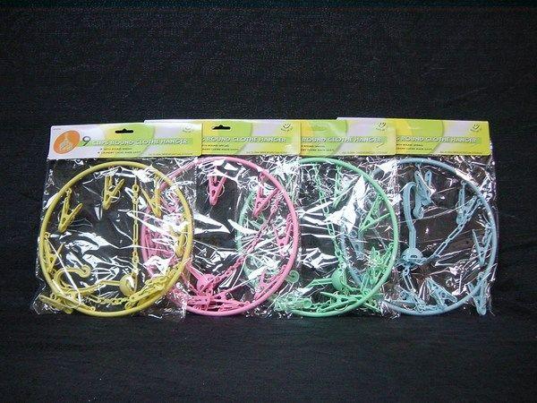 36 Wholesale Plastic Cloth Hanger Round W 9 Piece Clip image