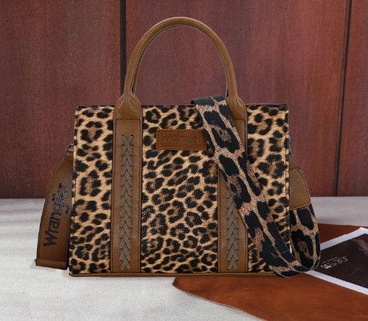 12 Wholesale Wrangler Leopard Print Tote/crossbody - Leopard image