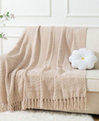 Textiles Customer Returns Take-All Lot β 46 Units, $6,613 Retail (Lot 17241277) image