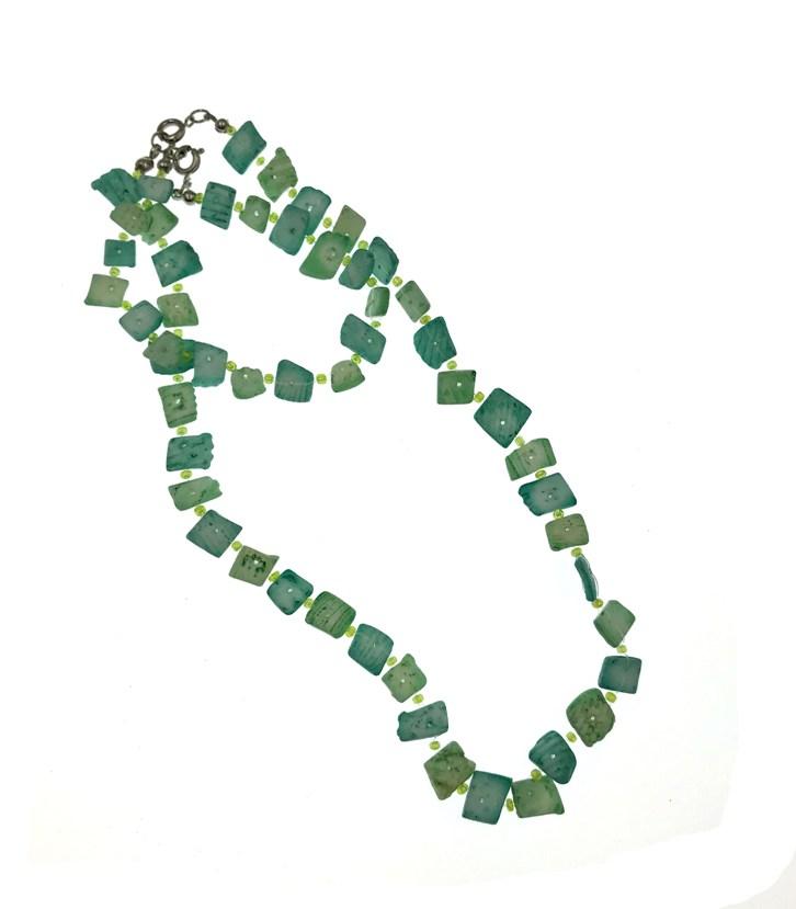 Green Shell Necklace & Bracelet Set image