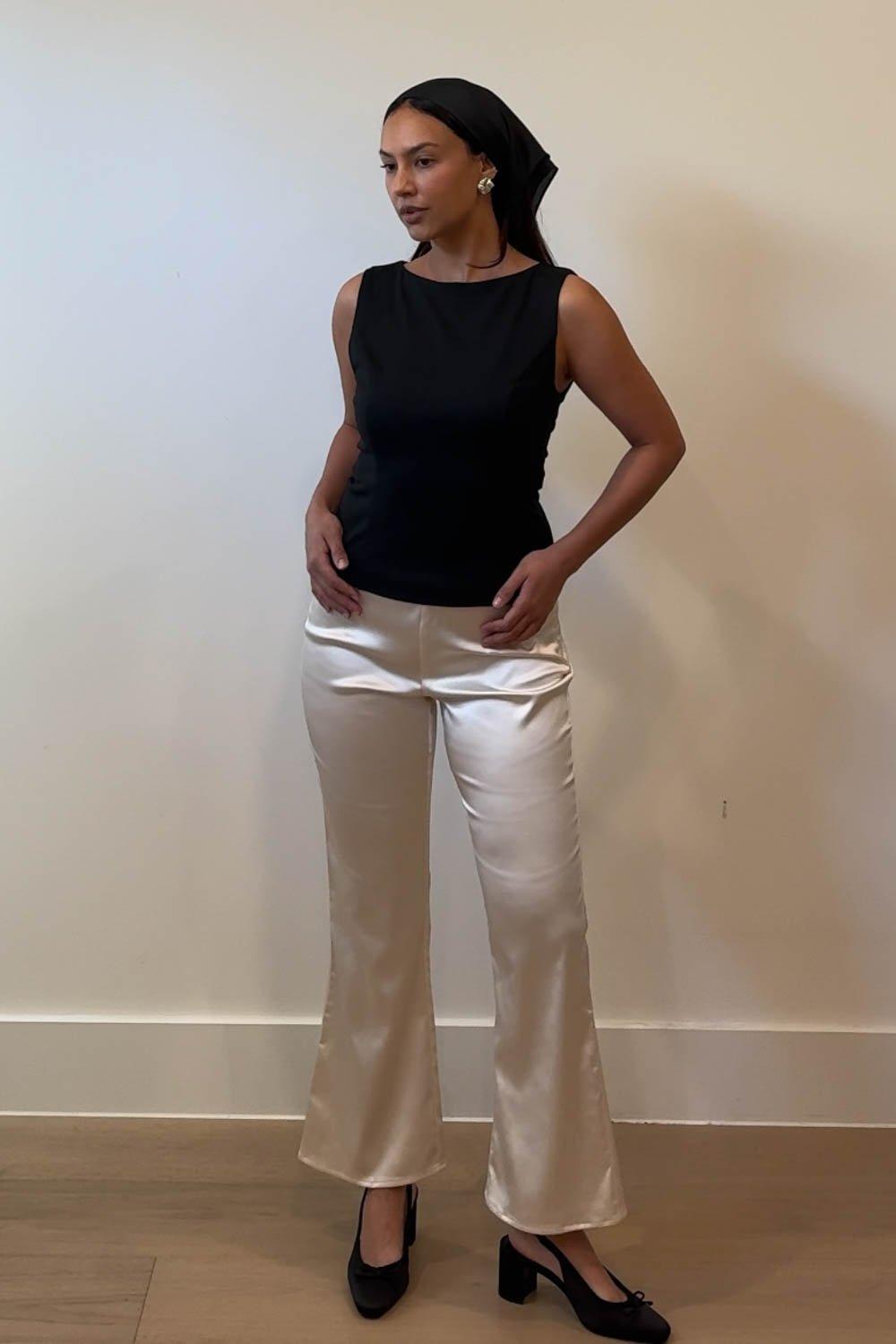 Cropped Trousers (C6722P) image