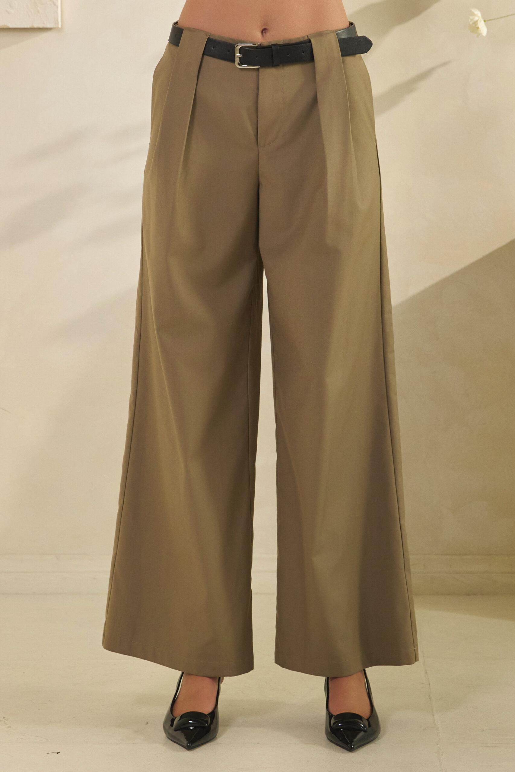 MB2842 - Pleated Wide Leg Trousers with Belt