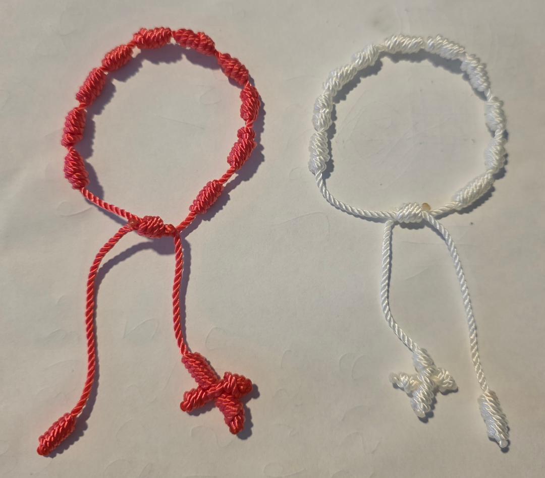 HANDMADE KNOTTED ROSARY BRACELET (DENARIO)