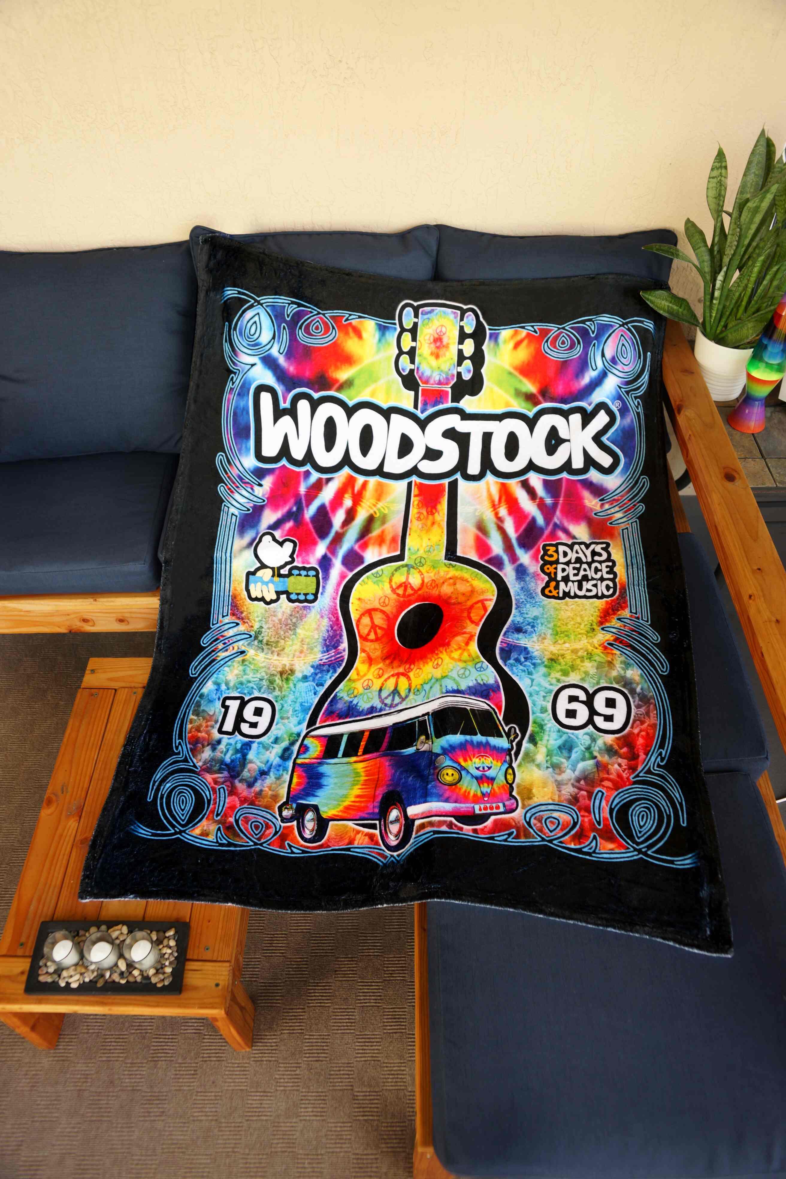 Woodstock Van Throw