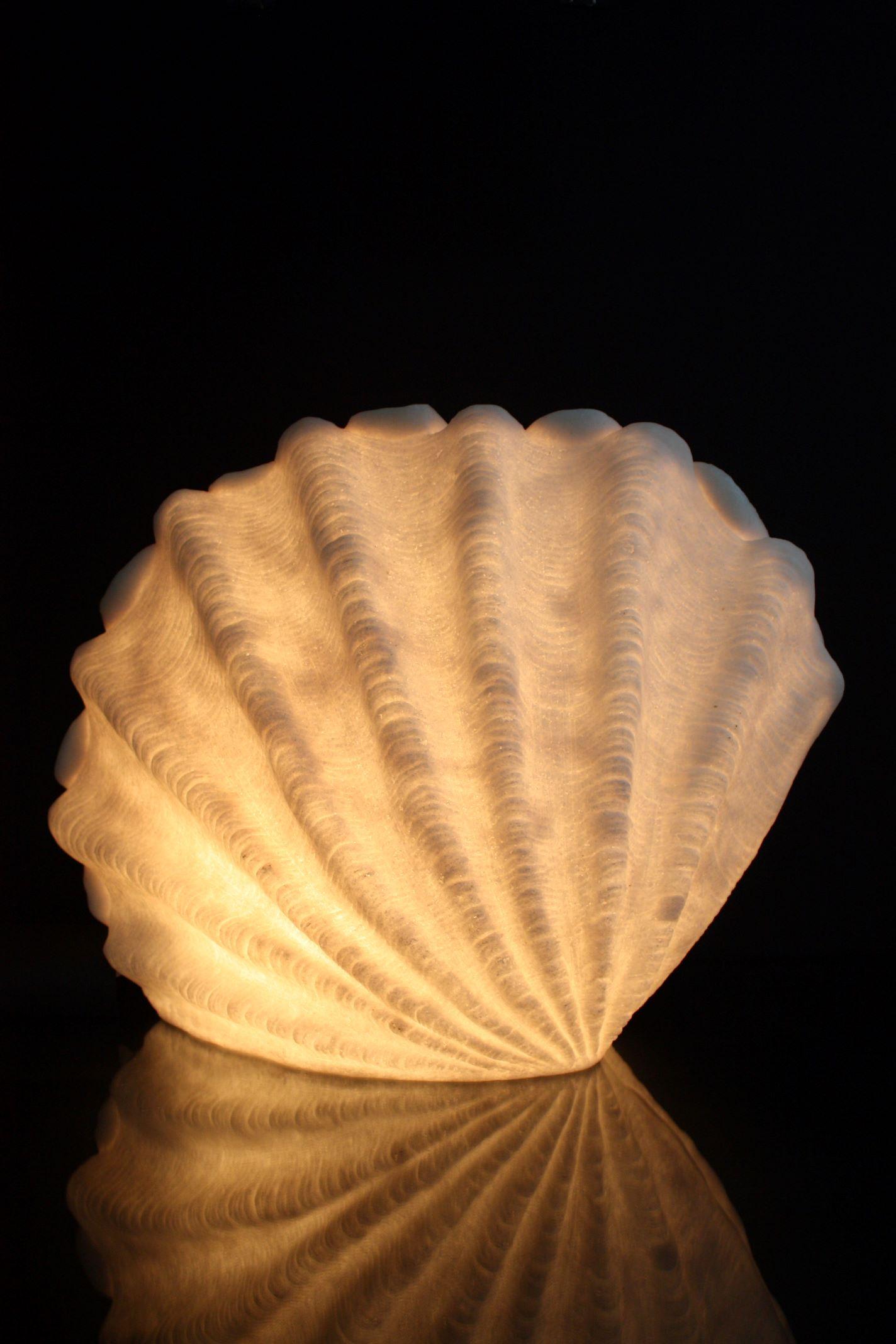 SMALL STANDING SHELL LAMP, 13"
