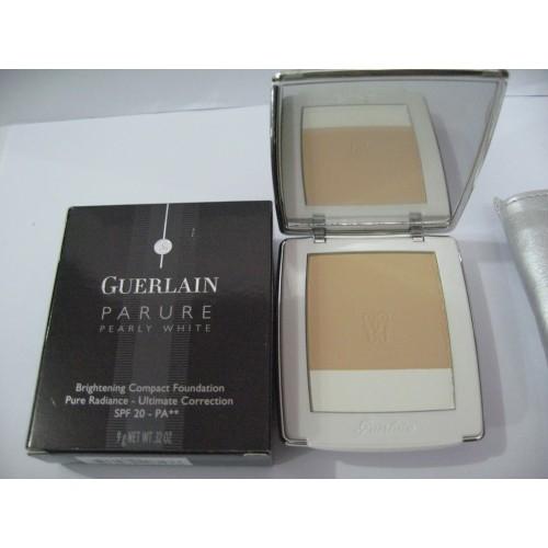 Guerlain Parure Pearly White Foundation Powder # 32 Ambre Cristal White Pure radiance ultimate correction with SPF 20 PA++ image