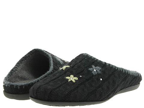 Report Footwear Women's House Slippers image