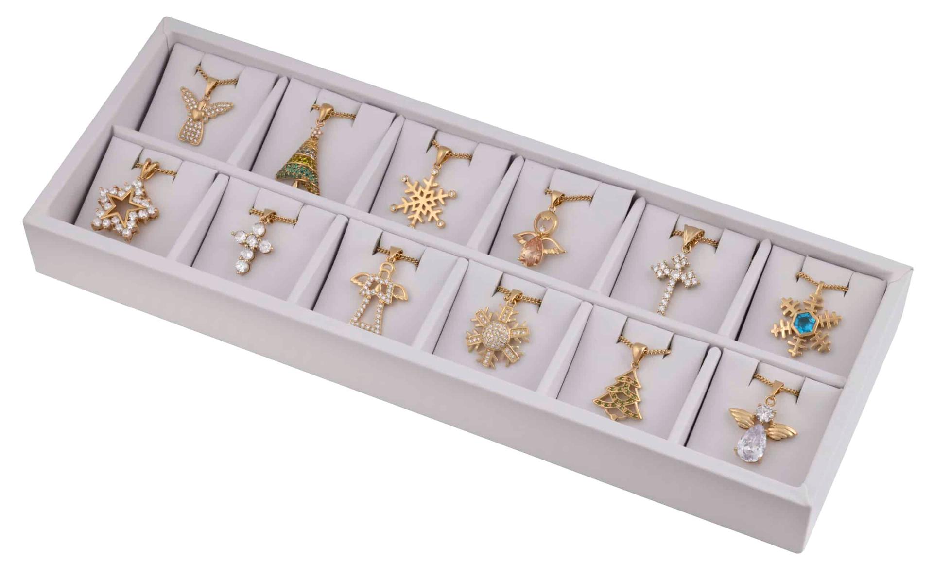 Christmas - 12 Charms & Chains - With Display | Collection image