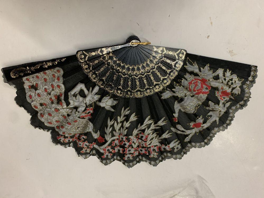 120 Wholesale Oriental Folding Hand Fan Assorted Color image