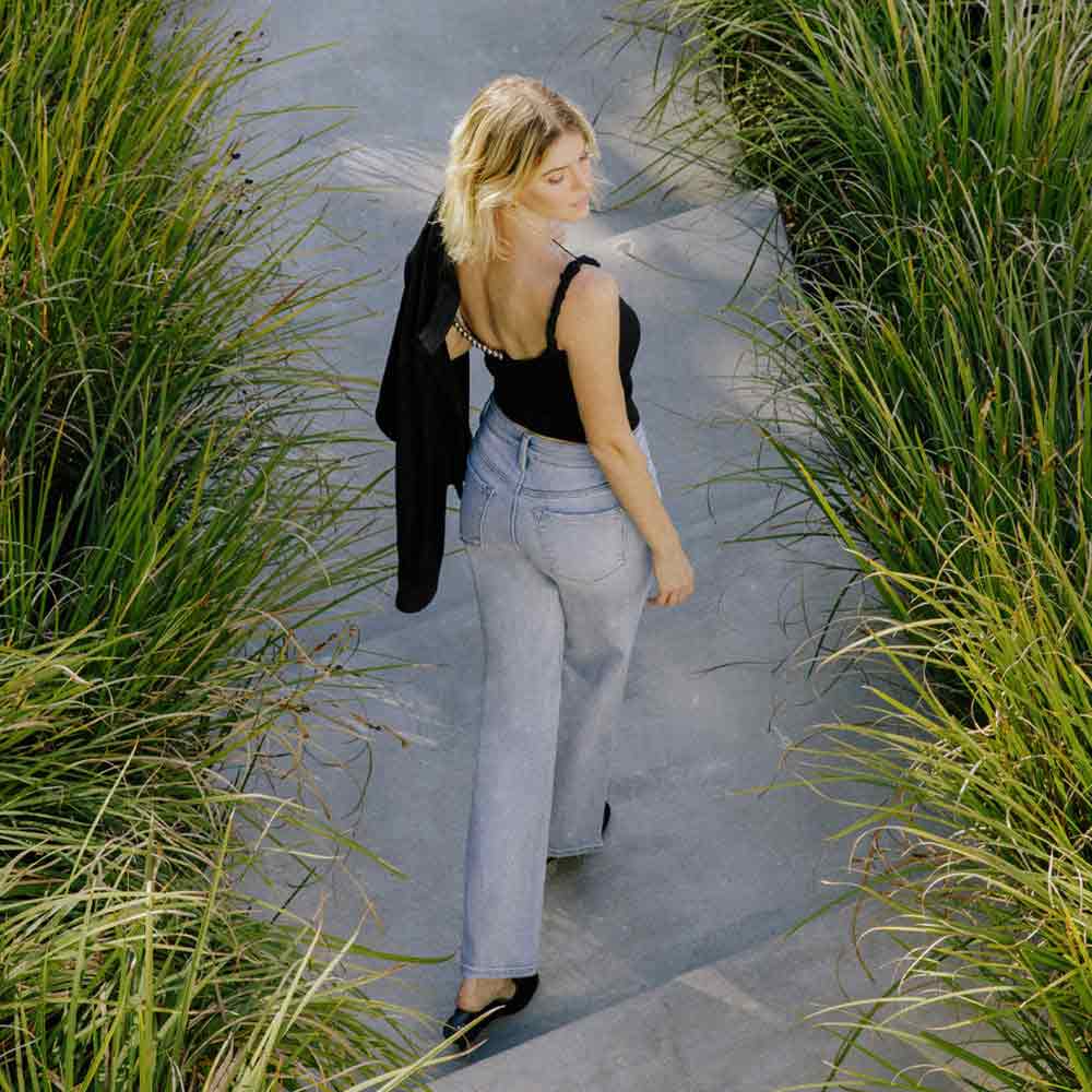 Straight Jeans