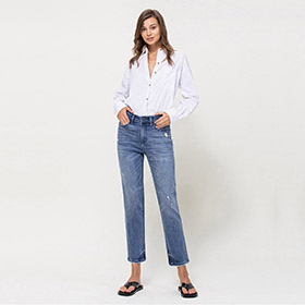 HIGH RISE SLIM CROP STRAIGHT