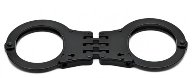 HINGED HANDCUFF