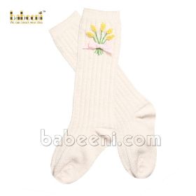 Lovely embroidery baby socks