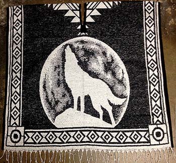 Howling Wolf PONCHO