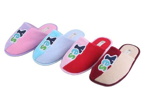 Ladies' indoor SLIPPERS stitch on ''YES''