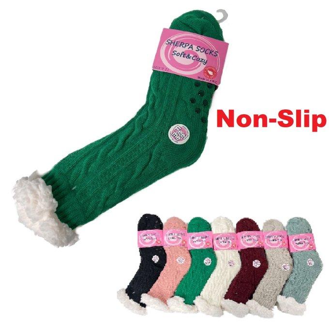 **Plush-Lined Non Slip Sherpa Socks [Solid Color Cable Knit] 9-11