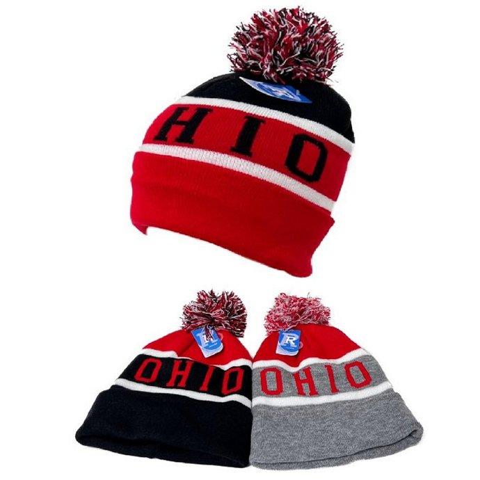 Knitted HAT with PomPom [OHIO] Wide Stripes