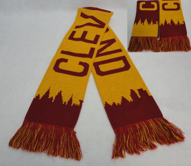 Knitted SCARF with Fringe [CLEVELAND Skyline] Wine/Gold