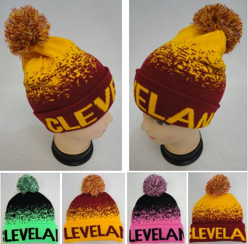 Knitted HAT with PomPom [CLEVELAND B] Digital Fade