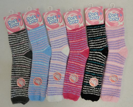 Soft & Cozy Fuzzy Crew Socks [Thin Stripes]