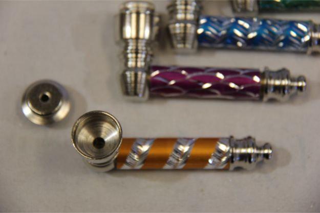 DIAMOND CUT METAL PIPE