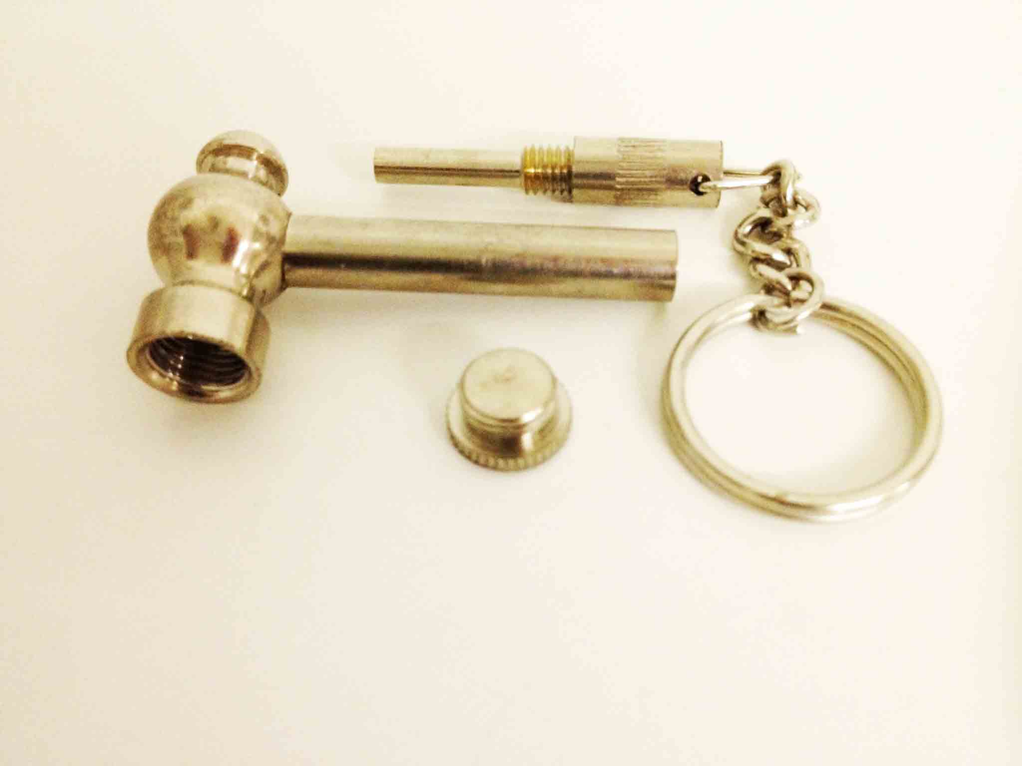 HAMMER KEYCHAIN SMOKING PIPE