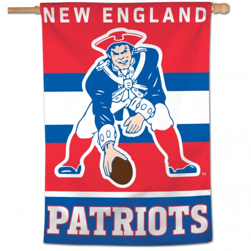 NEW ENGLAND PATRIOTS THROWBACK VERTICAL FLAG