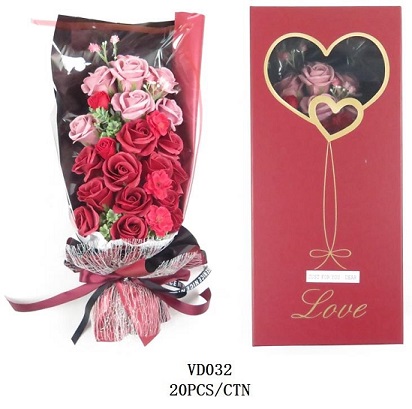 BOUQUET ROSES IN RETAIL BOX FOR VALENTINES OR MOTHERS DAY