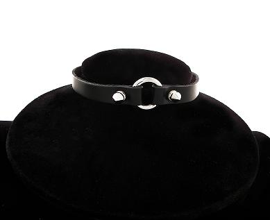 Leather Small Spike Choker 5/8'' RING.