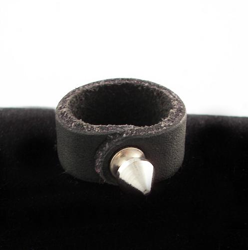 Spike Leather RING  (S-M-L)