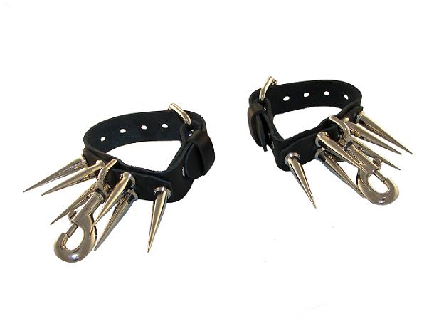 LEATHER Snap 2'' Spikes Restraints