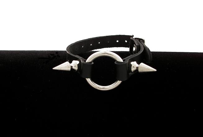 Leather Small Spike Wristband 1'' RING.