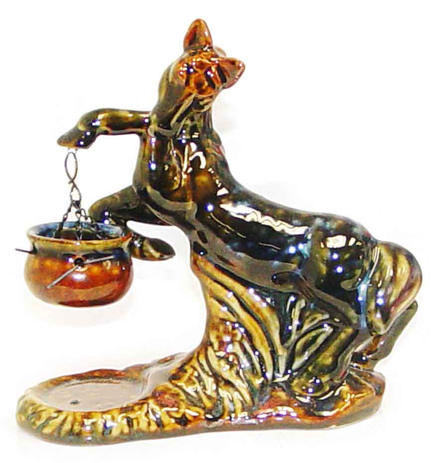 HORSE WITH OIL WARMER