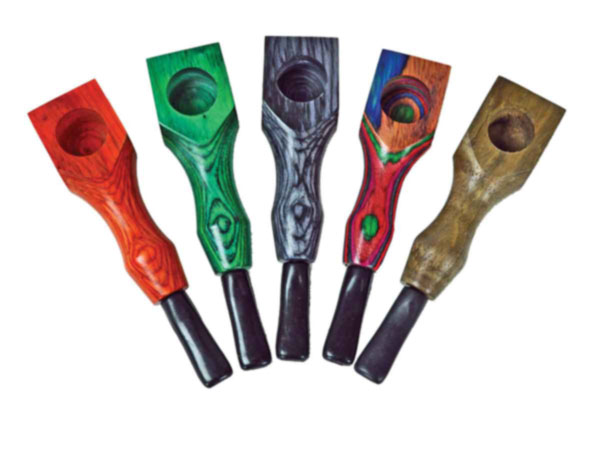 ASSORTED WOOD PIPES IN ASSORTED COLORS