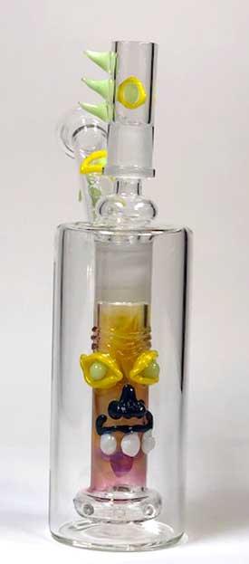 8'' TALL UNIQUELY DESIGN OIL RIG WITH CARACTOR