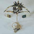 SKULL W SPIKES SLAVE BRACELET W RING ON CHAIN